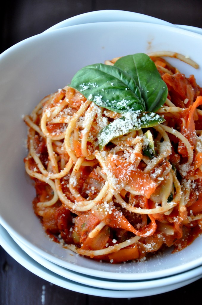 3-Color Pasta with Sun-Dried Tomato Sauce #minimalistbaker