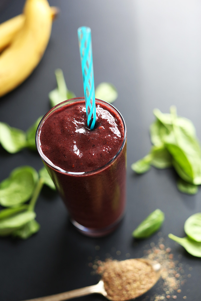 Glass of our Detox Smoothie for our smoothie recipe roundup