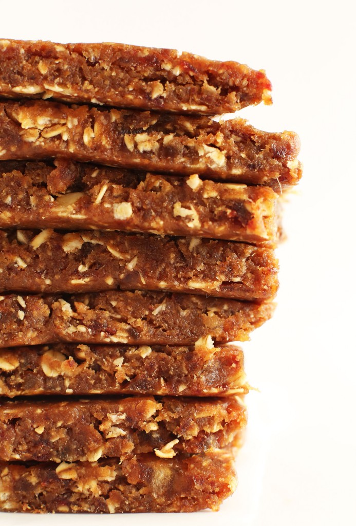 AMAZING Peanut Butter Granola Bars! 3 ingredients, #vegan #glutenfree and tastes JUST like peanut butter COOKIE DOUGH! #healthy