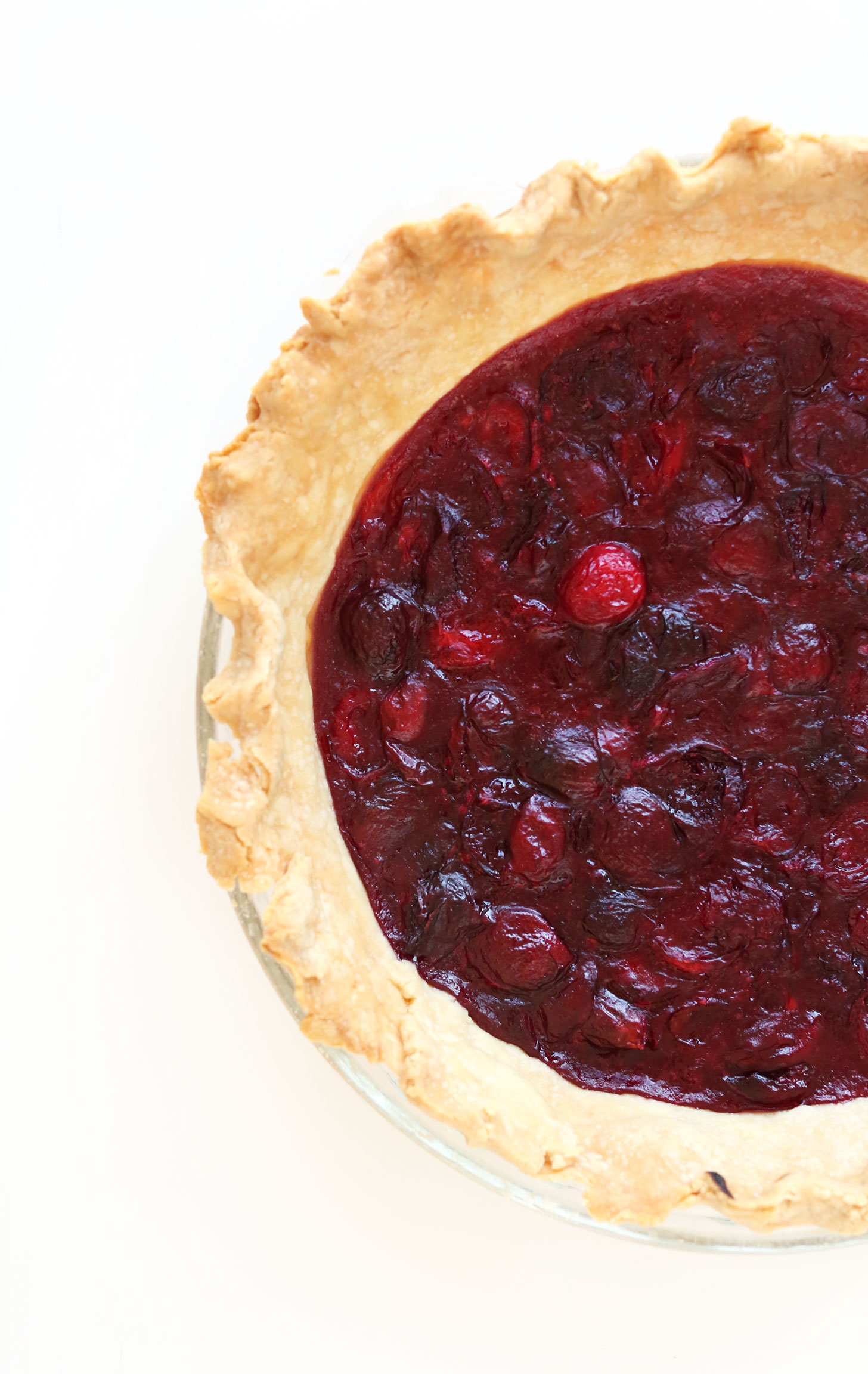 Homemade Vegan Cherry Pie 